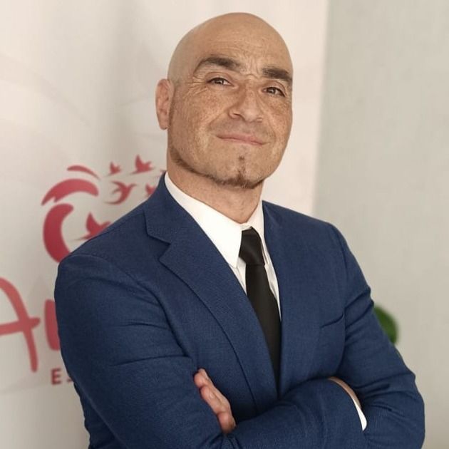 Enzzo Devcic Luengo, Psicólogo Concepción