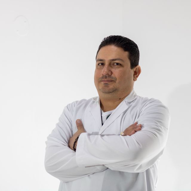 Julián Alberto Lopez Cortes, Ginecólogo Palmira