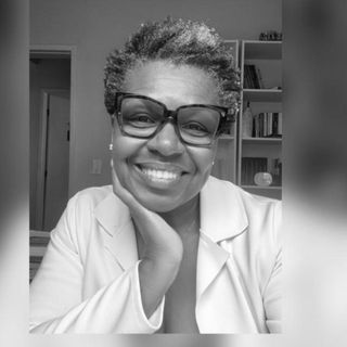 Dra. Vania Aparecida Souza da Conceição