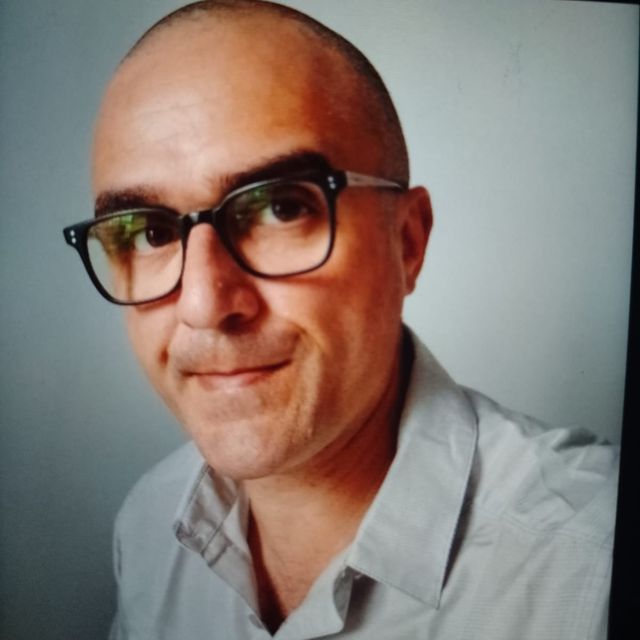 Marcos julian  Ferrari, Cirujano general Morón