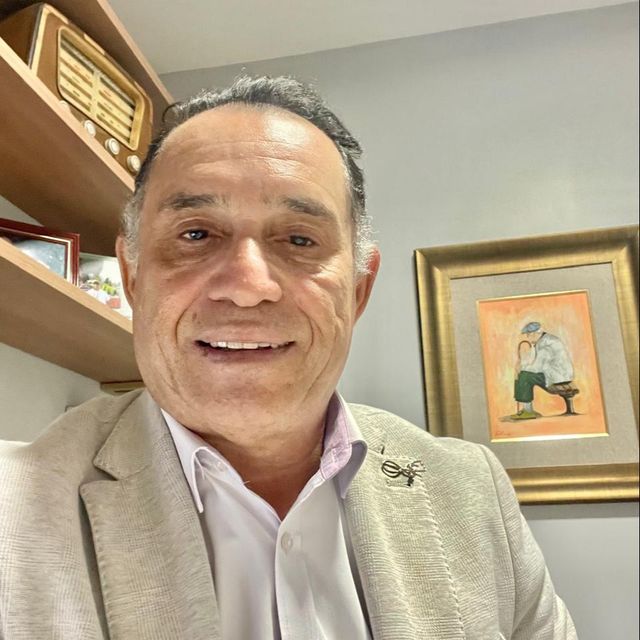 Valdy Menezes, Médico clínico geral Fortaleza