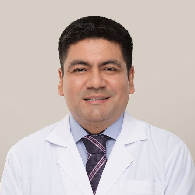 Oscar Vallejos, Psiquiatra Miraflores
