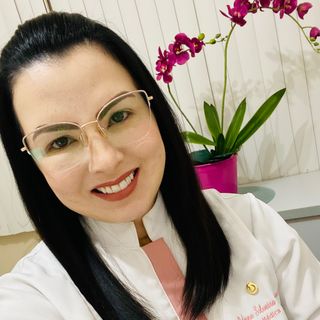 Dra. Juliana  S. Borgelt