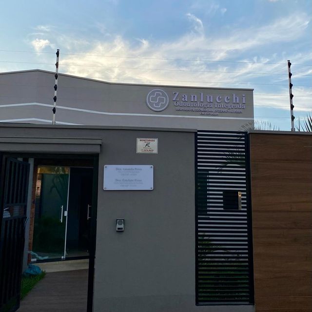 Amanda Nichole Gimenes Peres,  Americana