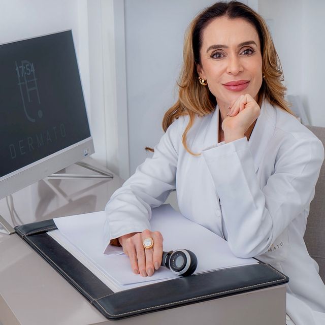 Vivian Santos da Rocha Penteado, Dermatologista Rio de Janeiro