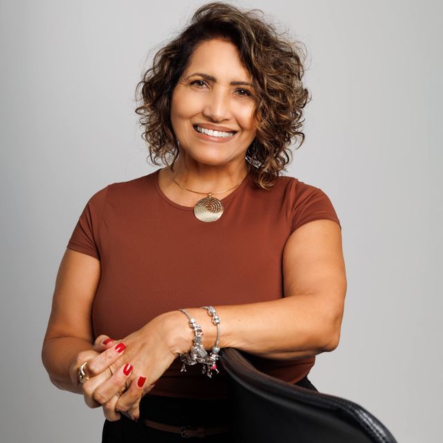 Sandra  Pereira do Nascimento Ramires, Psicanalista Sorocaba