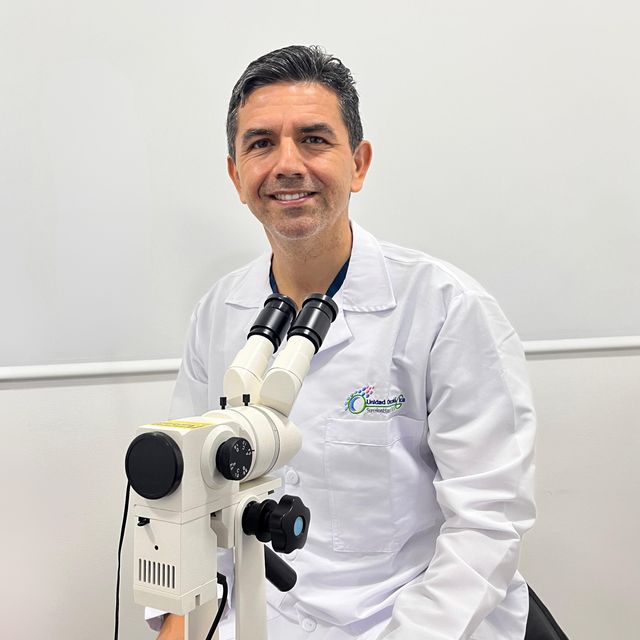 Carlos Andres Barrera Neira, Ginecólogo Neiva