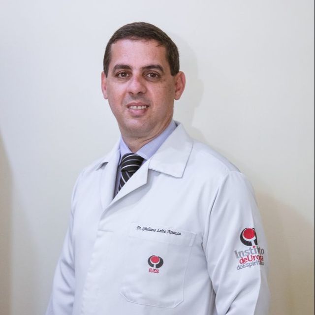 Giuliano Leite Avanza, Urologista Serra