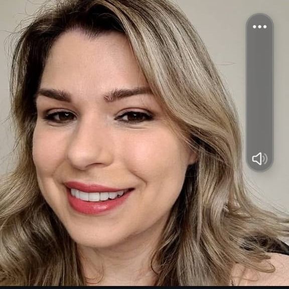 Anne Christie Timm González ., Cirurgião geral Esteio