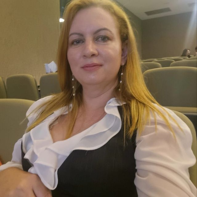 Danielle Carolina, Médico clínico geral São Lourenço