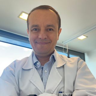 Dr. Jairo Augusto Meneses Giraldo