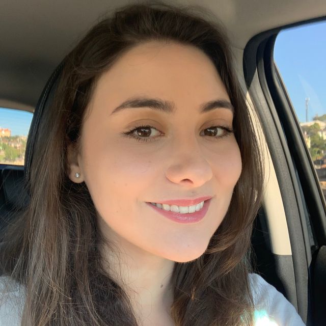 Bruna  Teston Cini, Hepatologista Porto Alegre