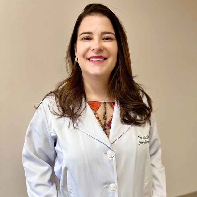 Bianca H. Correa, Otorrino Montes Claros