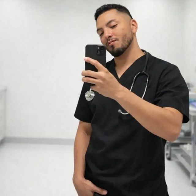 Daniel Sebastián  Gutiérrez Olguin , Kinesiólogo La Florida