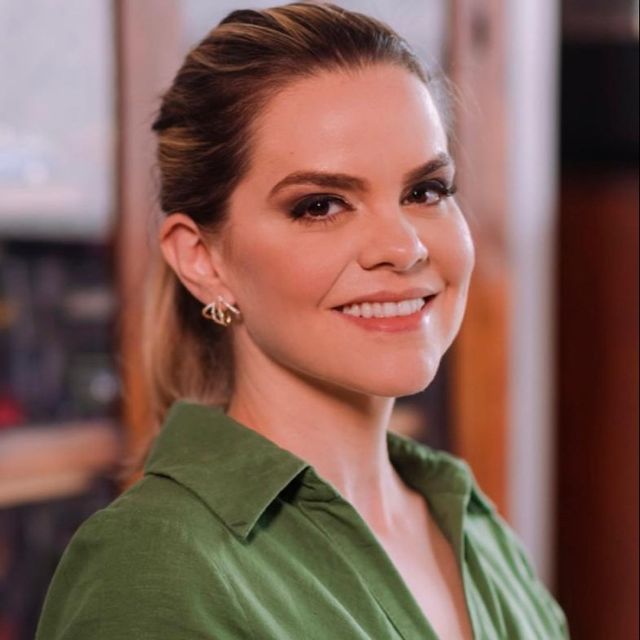 Patricia Ayres, Oftalmologista São Paulo