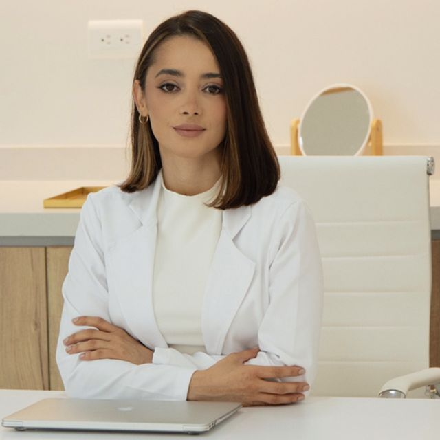 Lizeth Cañas, Dermatólogo Pereira