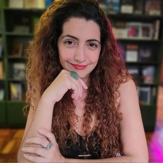 Elisama Leal, Psicólogo Contagem