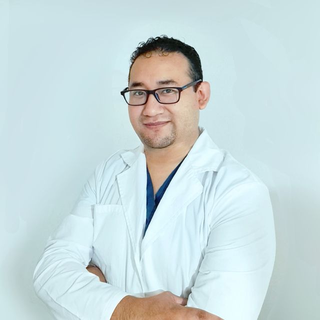 Diego Sergio Ortíz Soto, Internista Lima