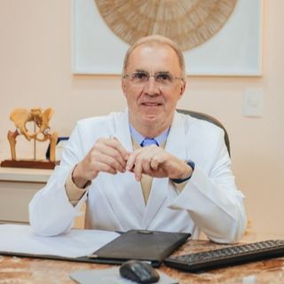 Ampliar imagem: Silvio Fernando Alonso , Ortopedista - Traumatologista Jaú