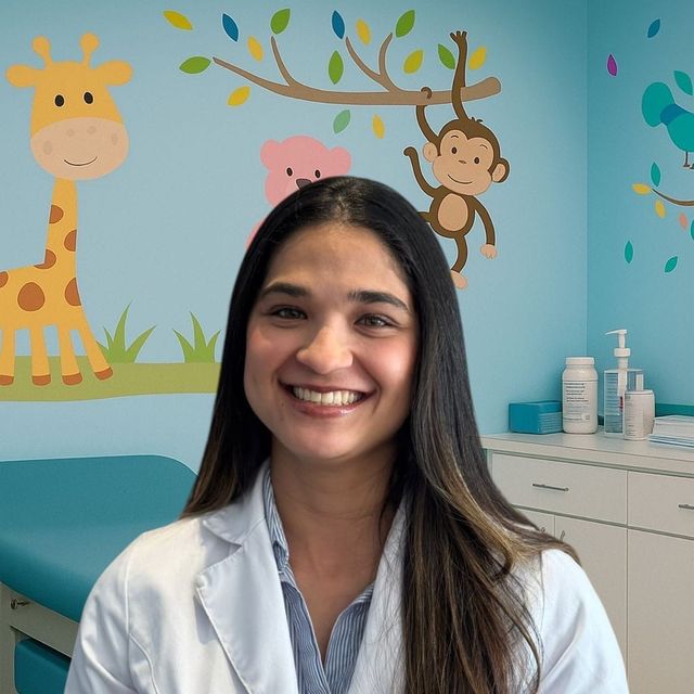 Celia Gomez Calderón, Pediatra Bogotá
