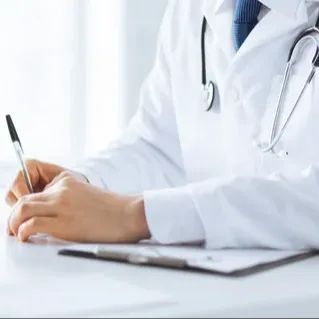 Reinaldo Sierra Rosales, Nefrólogo Medellín