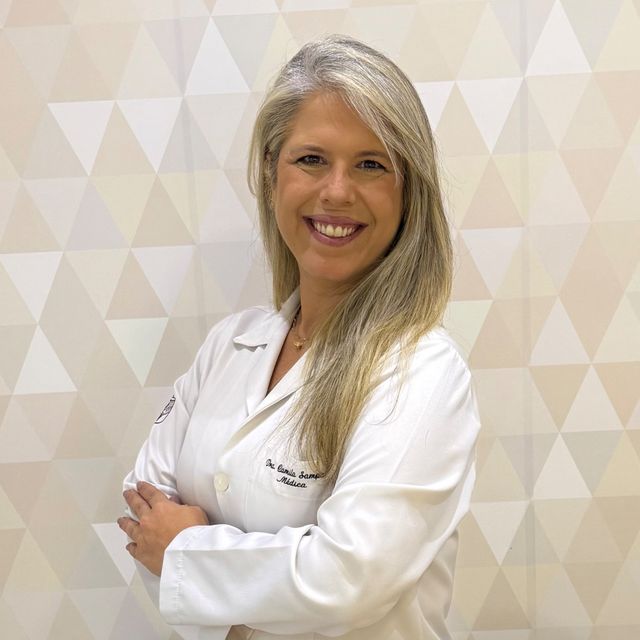 Camila De Almeida Sampaio, Ginecologista Petrópolis