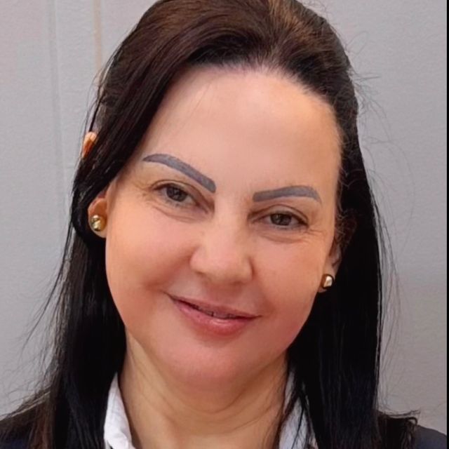 Patricia Bom, Especialista em Medicina Estética Palmas