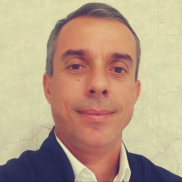 Fernando Damasceno, Dentista Vitória