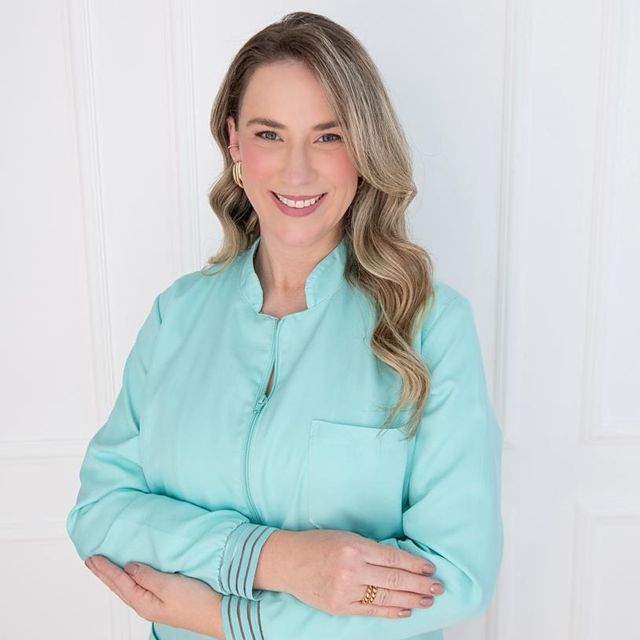 Leticia Suchek, Fisioterapeuta Curitiba