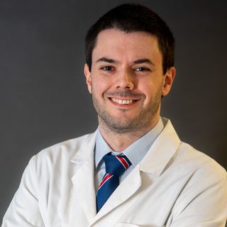 Dr. Roberto Olmos Borzone