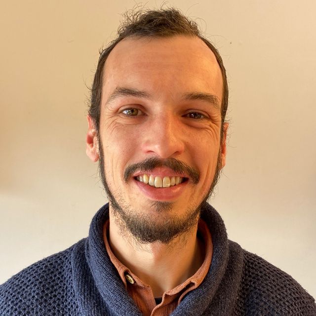 Juan Pablo Romero Núñez, Psicólogo Castro