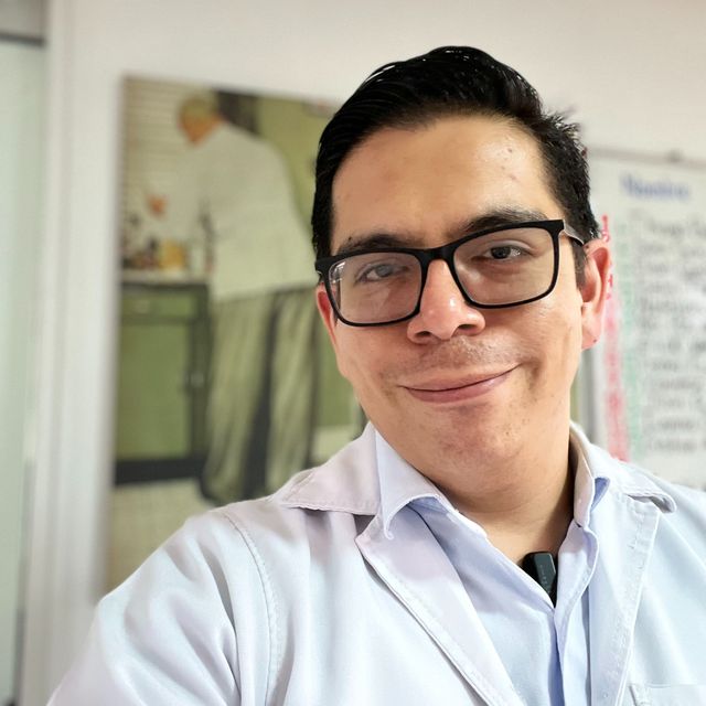 Manuel Santiago Ordoñez Bastidas, Pediatra Bogotá