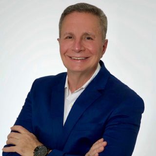 Carlos Eduardo da Silveira Bueno, Dentista Campinas