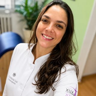 Christianne Lux, Fisioterapeuta Santos