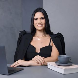 Ampliar imagem: Rayanne Apolônio, Médico clínico geral Aracaju