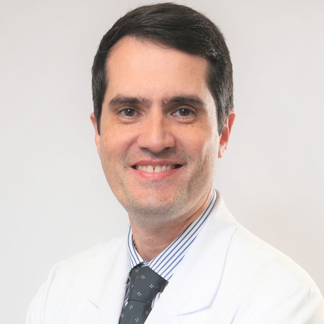 Leonardo Gomes Teixeira Leite, Hematologista Rio de Janeiro