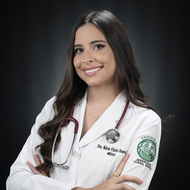 Maria Vitoria  Graças Couto de Campos Amaral , Médico clínico geral Paranoa