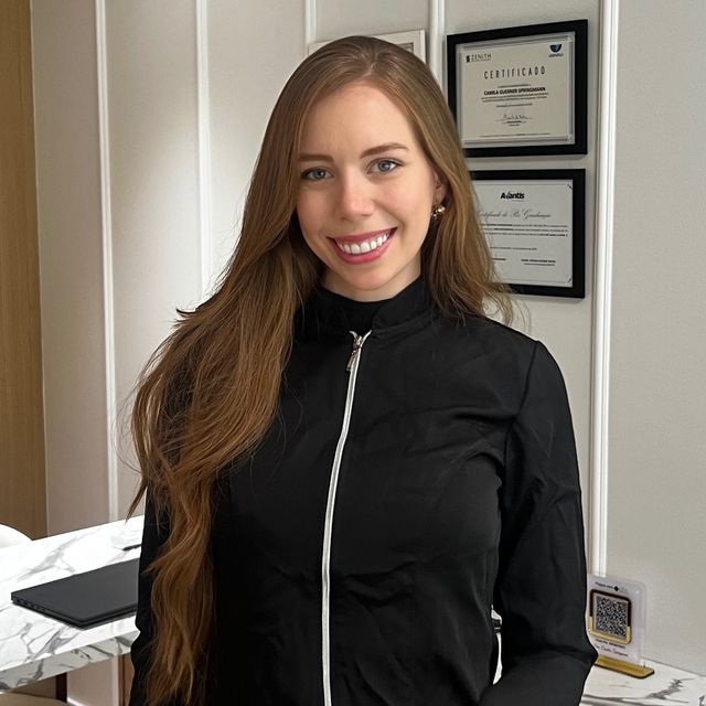 Camila Springmann, Dentista Florianópolis