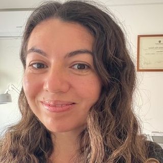 Dra. Laura Carrillo Retamal