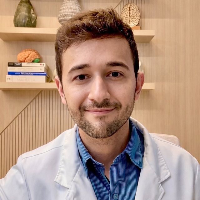 Diego José Fernandes Lourenço, Neurologista Goiânia