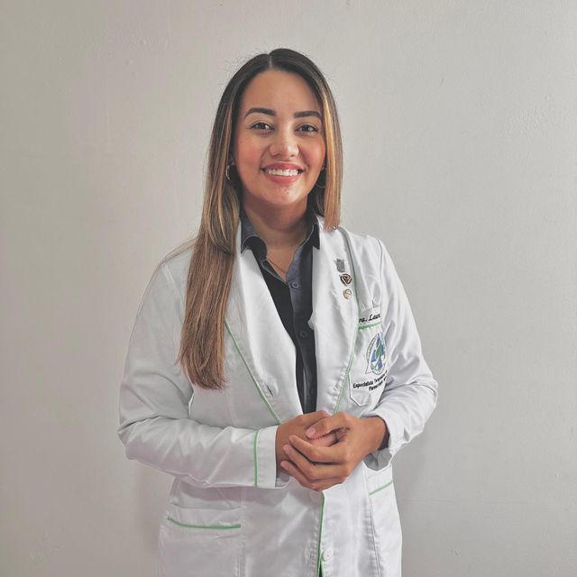 Laura Rojas Rojas, Medico alternativo Medellín