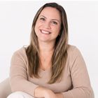 Dra. Larissa Esteves