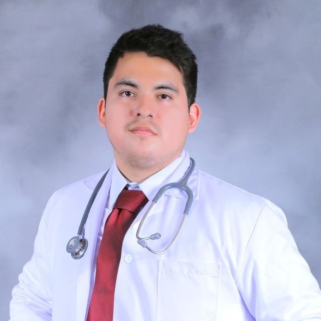 Jesús  Mora Carrión , Médico general La Victoria