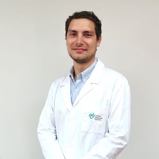 Acercar imagen: Cristóbal  Henríquez Kindermann, Urólogo Osorno