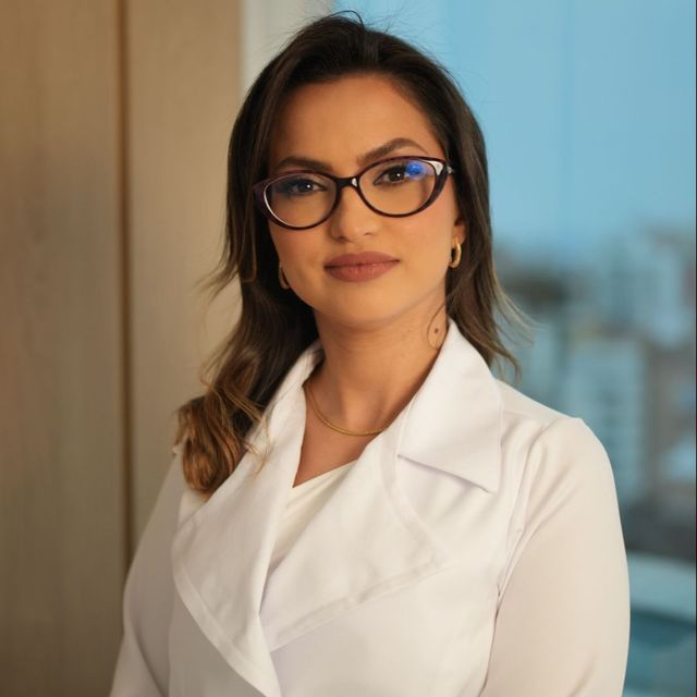 Dayara Sales Scheidt, Cirurgião oncológico Florianópolis