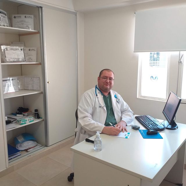 Alejandro Ramos, Psiquiatra Sarmiento