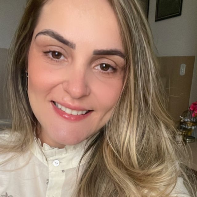 Bruna Coelho Zucatelli, Psicólogo Guarapari