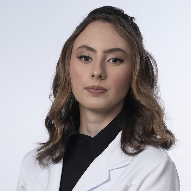 Ana Carolina Augusto Rocha , Médico clínico geral Samambaia