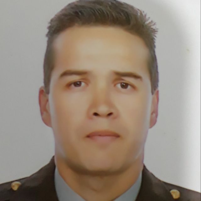 Mauricio Alexander Piñeros Cortes, Odontólogo Bogotá