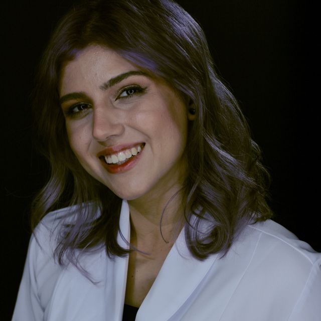 Nathalia Goes, Neurologista Rio de Janeiro